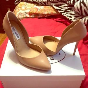 Steve Madden pumps